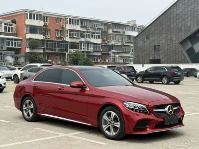 Mercedes-Benz C-Class 2021, 40000 км, за 20628.77 USD