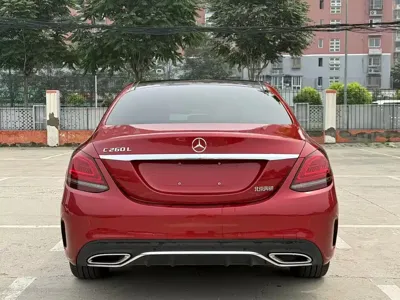 Mercedes-Benz C-Class 2021, 40000 км, за 20628.77 USD