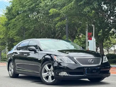 Lexus LS 2007, 290000 км, за 15891.39 USD