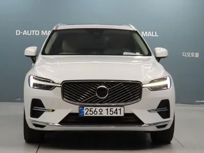 Volvo XC60 2026, 7021 км, за 49231.98 USD