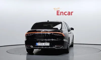 Hyundai Grandeur 2023, 56672 км, за 15765.48 USD