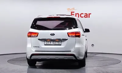 Kia Canival 2017, 89511 км, за 7097.74 USD