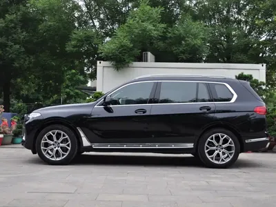 BMW X7 2020, 60000 км, за 62977 USD