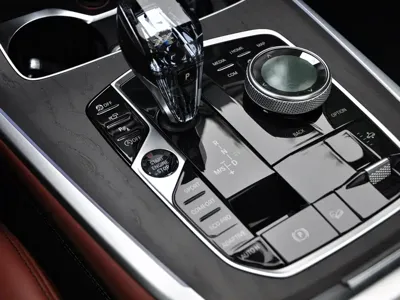 BMW X7 2020, 60000 км, за 62977 USD - фото 12
