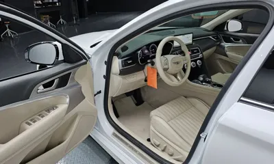 Genesis G70 2023, 34346 км, за 23303.14 USD - фото 10
