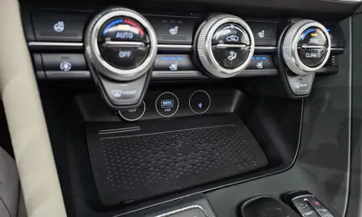 Genesis G70 2023, 34346 км, за 23303.14 USD - фото 30