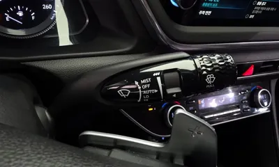 Hyundai Sonata 2022, 70686 км, за 10264.89 USD - фото 17