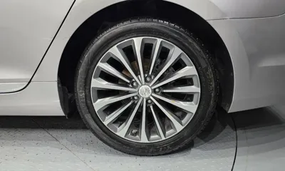 Hyundai Grandeur 2014, 115051 км, за 4105.96 USD