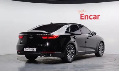 Kia K7 2017, 211019 км, за 4618.43 USD