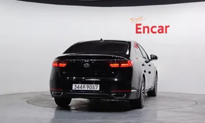 Kia K7 2017, 211019 км, за 4618.43 USD
