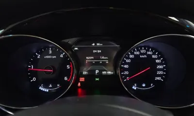 Kia Canival 2019, 125196 км, за 13456.74 USD - фото 8