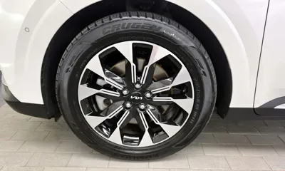 Kia Canival 2023, 52539 км, за 22313.32 USD
