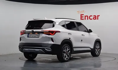 Kia Seltos 2021, 7689 км, за 14637.02 USD