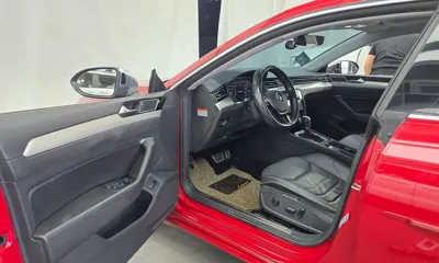 Volkswagen Arteon 2018, 64773 км, за 13130.58 USD - фото 10