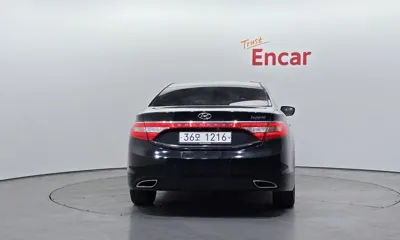 Hyundai Grandeur 2015, 222872 км, за 3296.99 USD