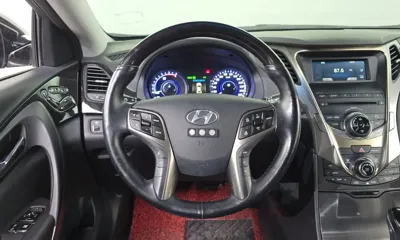 Hyundai Grandeur 2015, 222872 км, за 3296.99 USD - фото 13