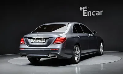 Mercedes-Benz E-Class 2019, 68975 км, за 18536.41 USD
