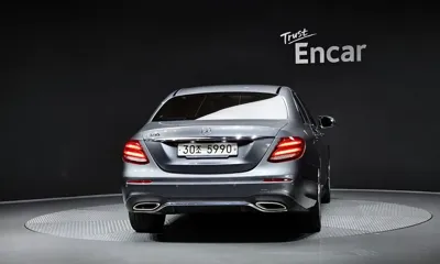 Mercedes-Benz E-Class 2019, 68975 км, за 18536.41 USD