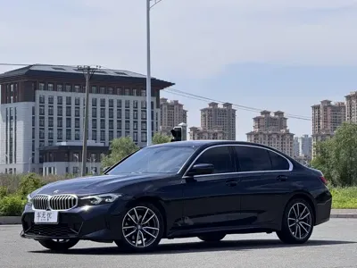 BMW 3 Series · 2023 год