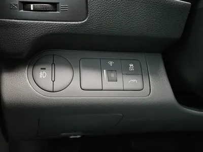 Hyundai Starex 2015, 116205 км, за 6370.67 USD - фото 11