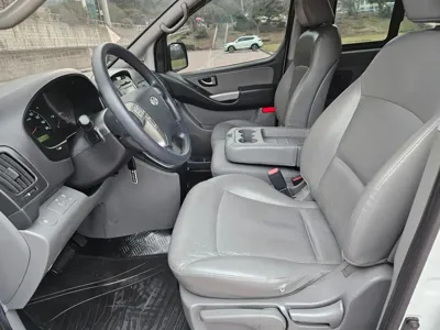 Hyundai Starex 2015, 116205 км, за 6370.67 USD - фото 14