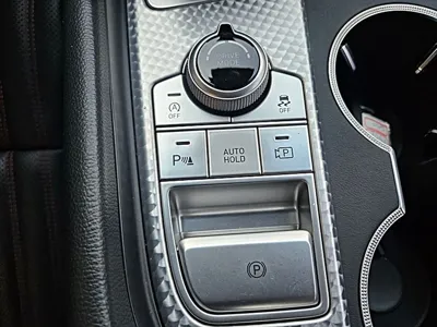 Genesis G70 2021, 46812 км, за 18051.73 USD - фото 9