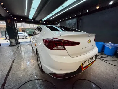 Hyundai Avante 2020, 40868 км, за 10093.11 USD