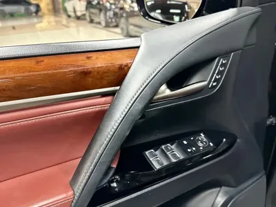 Lexus LX 2020, 77000 км, за 179513.88 USD