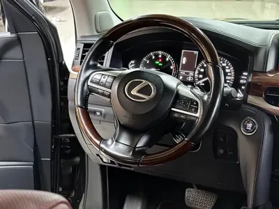 Lexus LX 2020, 77000 км, за 179513.88 USD - фото 7