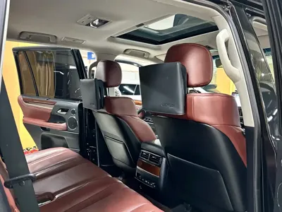 Lexus LX 2020, 77000 км, за 179513.88 USD - фото 14