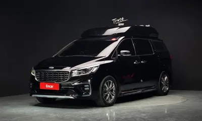 Kia Canival · 2019 год