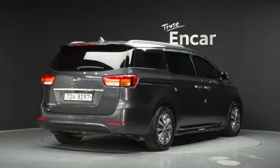 Kia Canival 2017, 124524 км, за 6635.45 USD
