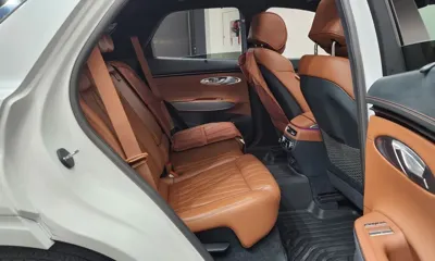 Genesis GV70 2021, 83155 км, за 22768.69 USD - фото 11