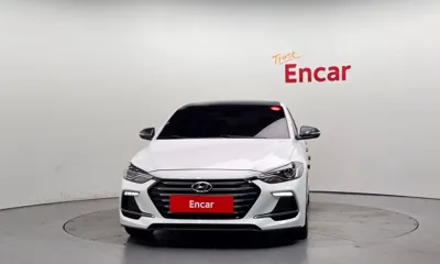 Hyundai Avante 2017, 92568 км, за 7220.69 USD