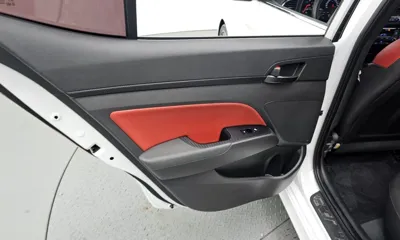 Hyundai Avante 2017, 92568 км, за 7220.69 USD - фото 25