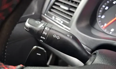 Hyundai Avante 2017, 92568 км, за 7220.69 USD - фото 28