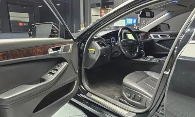 Hyundai Genesis 2016, 110403 км, за 6765.63 USD - фото 11
