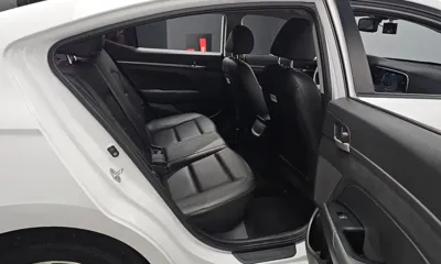 Hyundai Avante 2018, 118832 км, за 6937.56 USD - фото 12