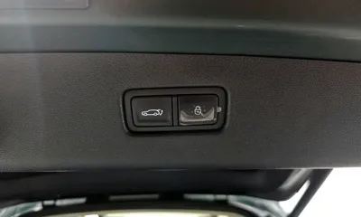 Genesis GV70 2023, 71761 км, за 22139.73 USD - фото 30