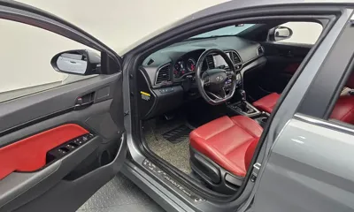 Hyundai Avante 2018, 98382 км, за 8336.62 USD - фото 11