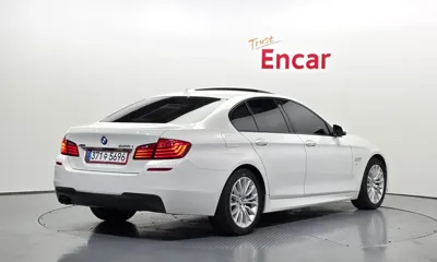 BMW 5-Series 2016, 122339 км, за 7670.8 USD
