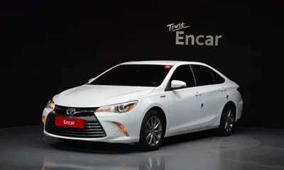 Toyota Camry · 2017 год