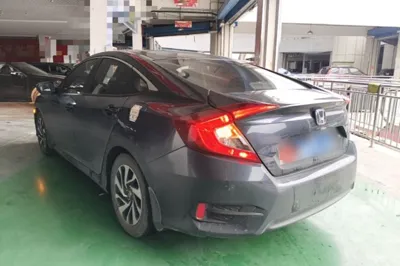 Honda Civic 2016, 80300 км, за 9577 USD