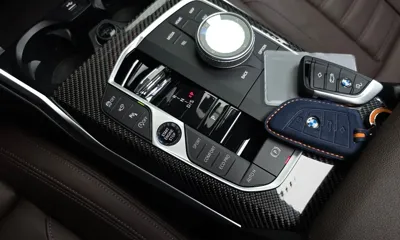 BMW 3-Series 2025, 14483 км, за 47590.92 USD - фото 9