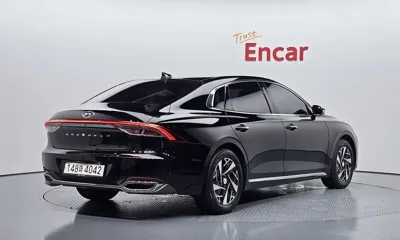 Hyundai Grandeur 2021, 110779 км, за 13876.23 USD