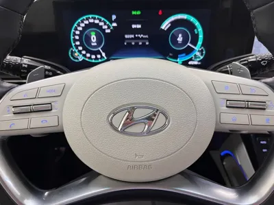 Hyundai Grandeur 2022, 47298 км, за 18566.79 USD - фото 6