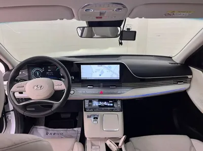 Hyundai Grandeur 2022, 47298 км, за 18566.79 USD - фото 16