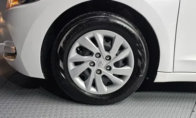 Hyundai Avante 2018, 90376 км, за 4532.32 USD