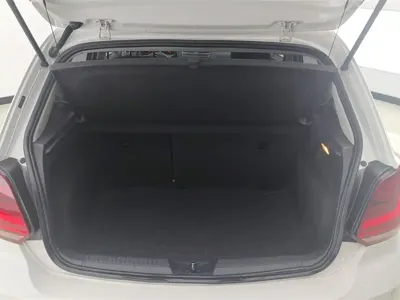 Volkswagen Polo 2018, 31800 км, за 6297.7 USD
