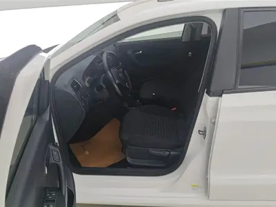 Volkswagen Polo 2018, 31800 км, за 6297.7 USD - фото 9